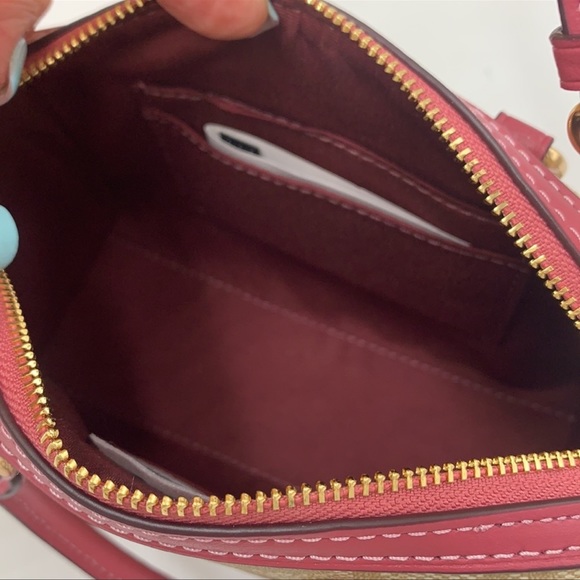 Coach C9947 Mini Rowan Crossbody
In Signature Canvas In Gold/Light
Khaki Rouge - Picture 13 of 16